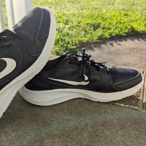 Nike sneakers Size 9.5